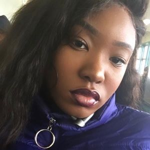 Meet your Posher, Shenee